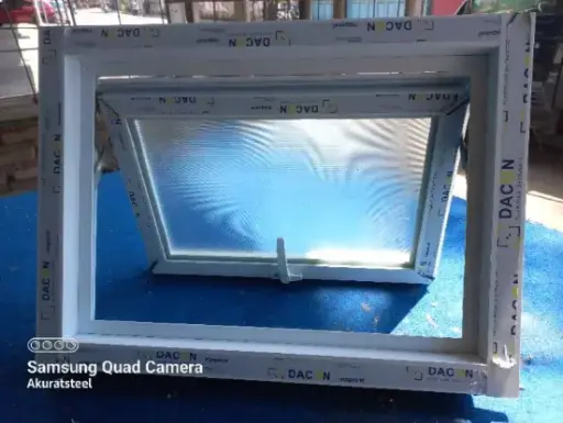 Jendela alumunium T40 x L60 casment